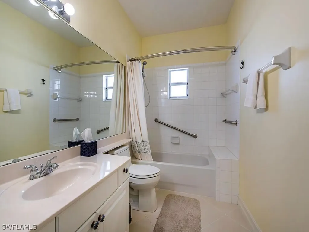 8132 Chancel Court Naples FL 34104