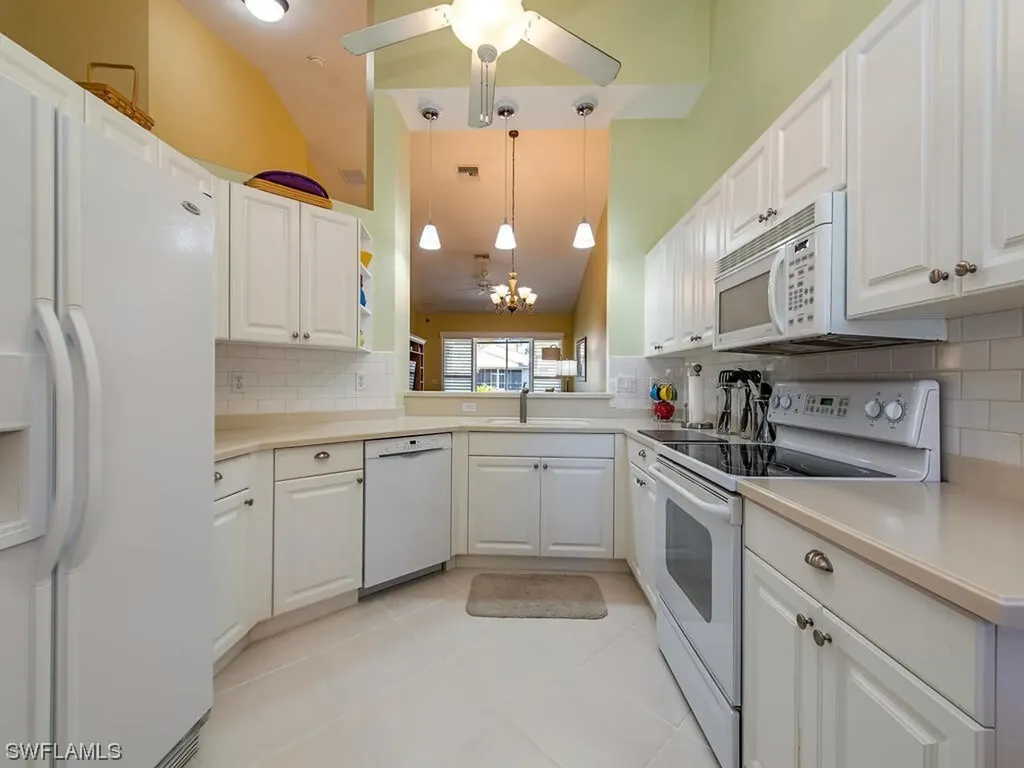 8132 Chancel Court Naples FL 34104