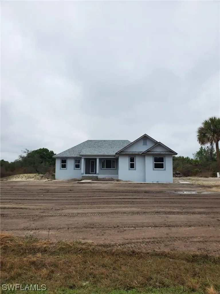 3525 22nd Avenue SE Naples FL 34117