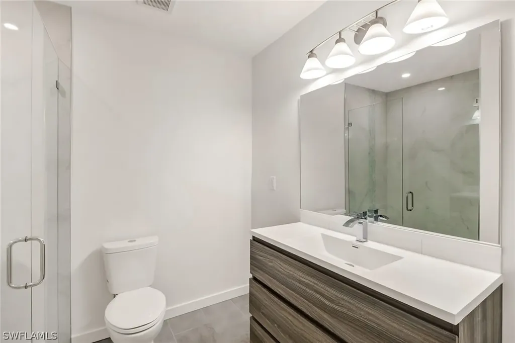 370 Burning Tree Drive Naples FL 34105