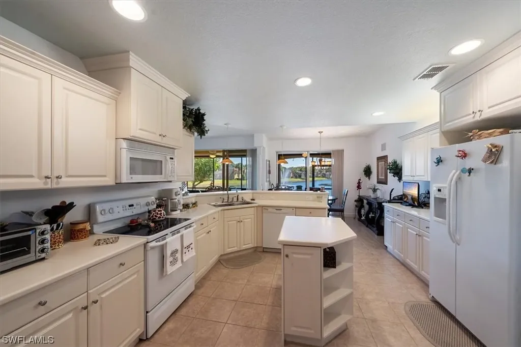 8533 Via Garibaldi Circle Estero FL 33928