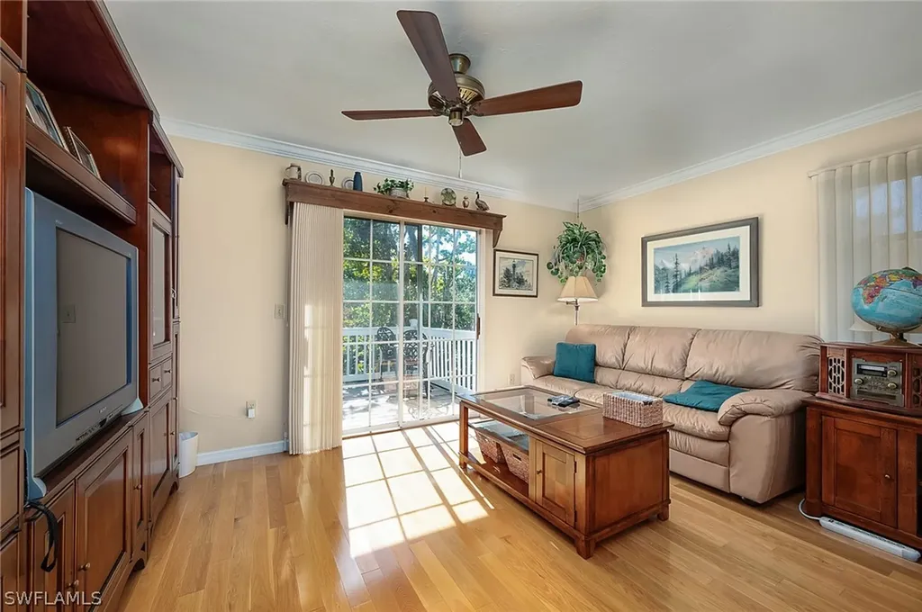 645 Oliva Street Sanibel FL 33957