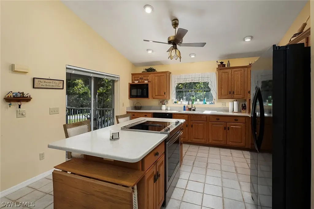 645 Oliva Street Sanibel FL 33957