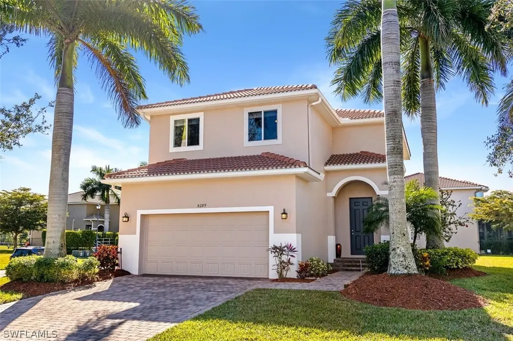 8289 Sumner Avenue Fort Myers FL 33908