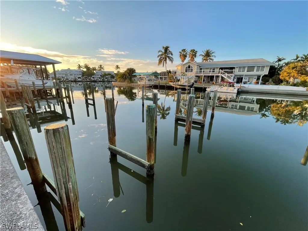 2192 Macadamia Lane St. James City FL 33956