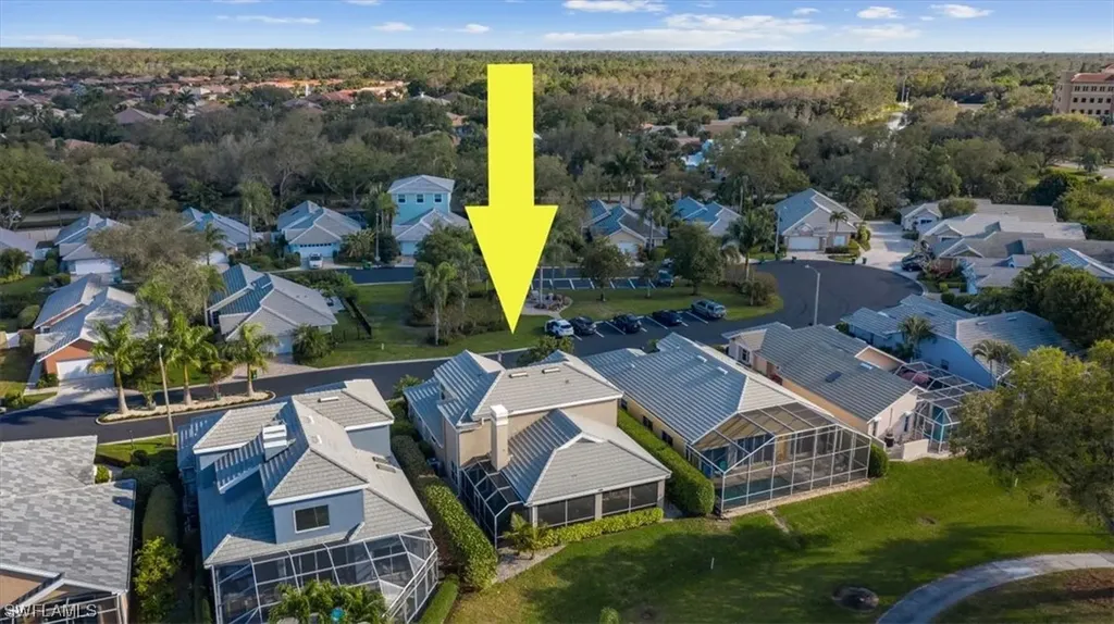 64 Fountain Circle Naples FL 34119