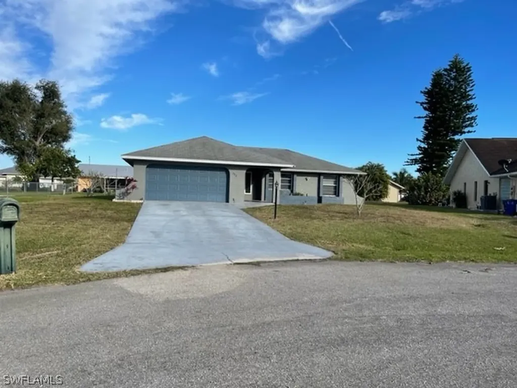 243 Laurent Court Lehigh Acres FL 33936