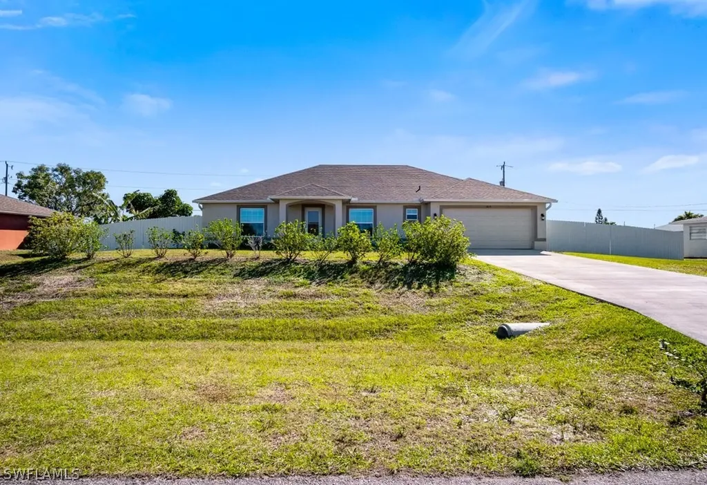 1810 NE 17th Terrace Cape Coral FL 33909