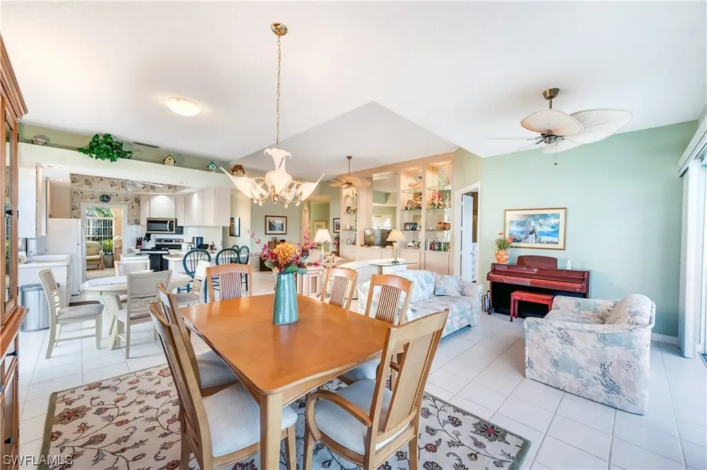 3241 Benicia Court Naples FL 34109