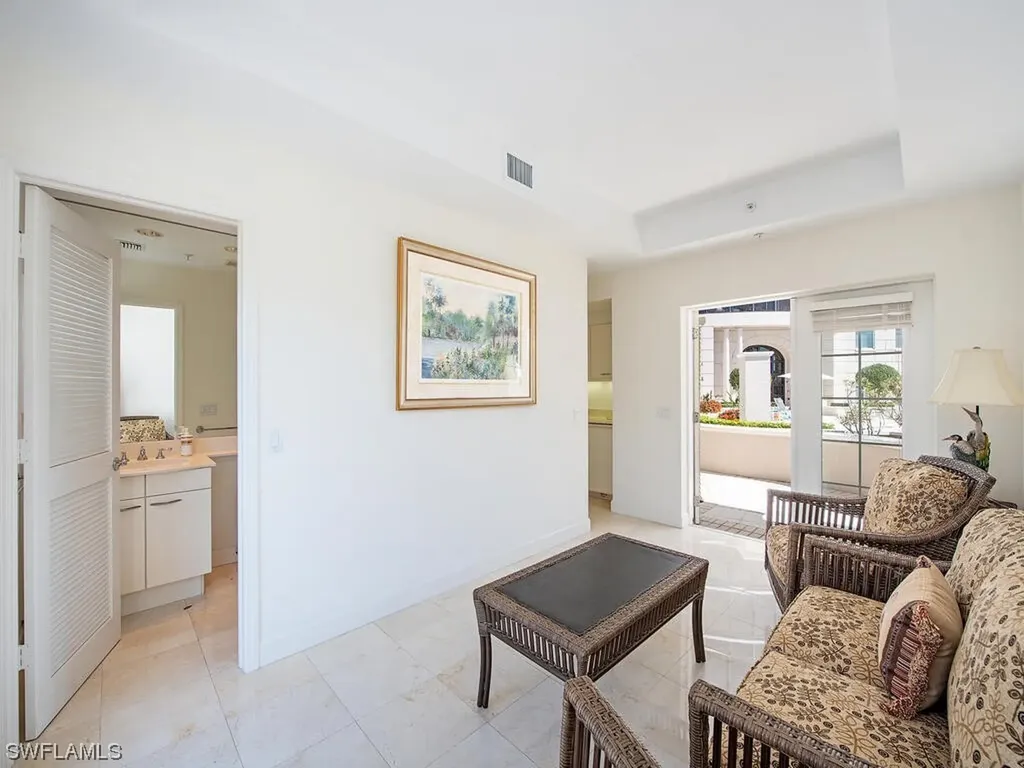 8665 Bay Colony Drive Naples FL 34108