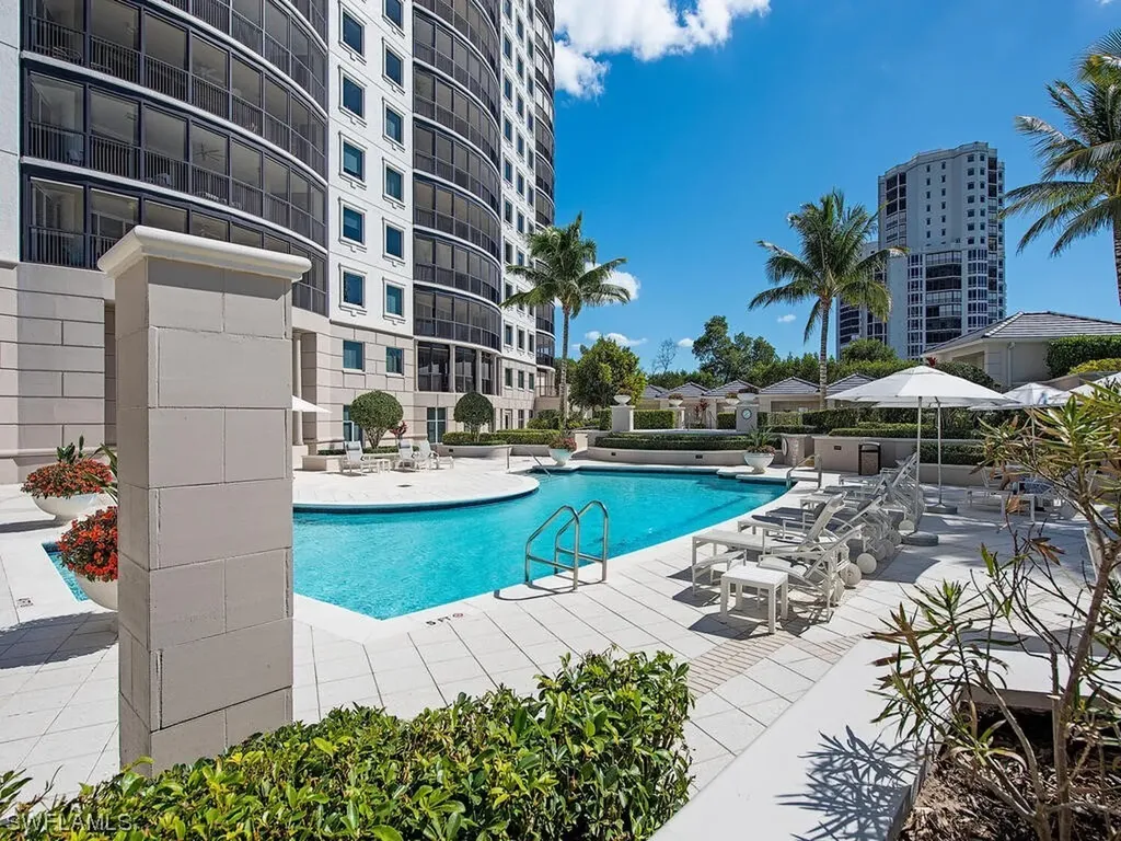 8665 Bay Colony Drive Naples FL 34108