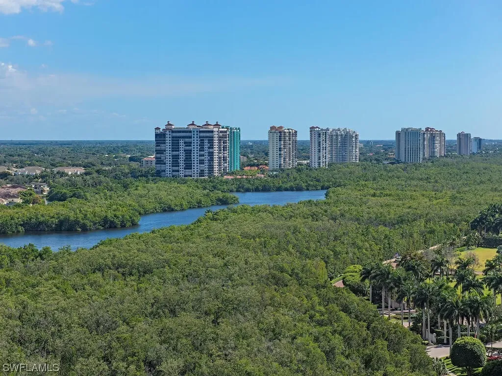 8665 Bay Colony Drive Naples FL 34108