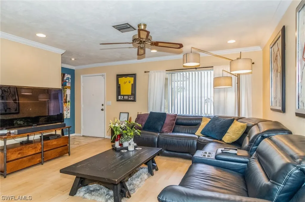 4694 Mi Casa Court Fort Myers FL 33901