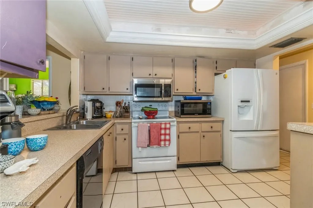4694 Mi Casa Court Fort Myers FL 33901