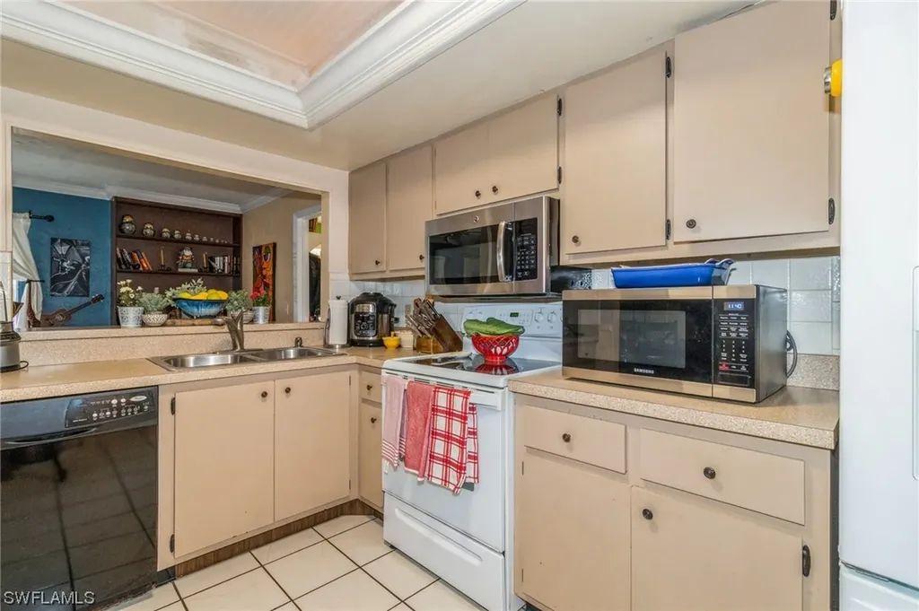 4694 Mi Casa Court Fort Myers FL 33901