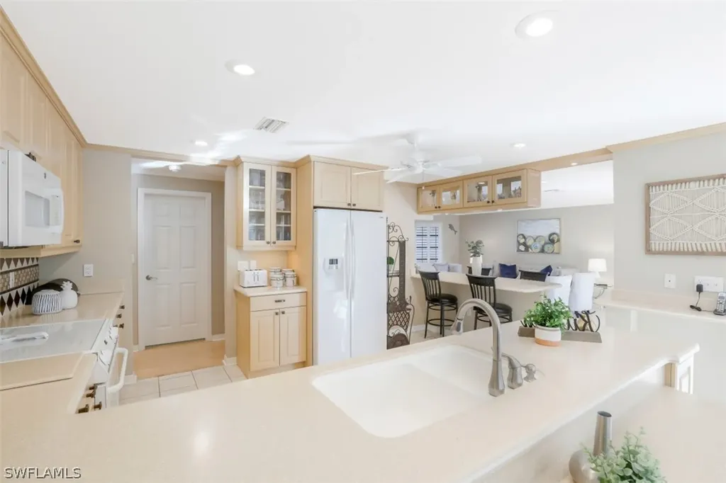 5230 Nautilus Drive Cape Coral FL 33904