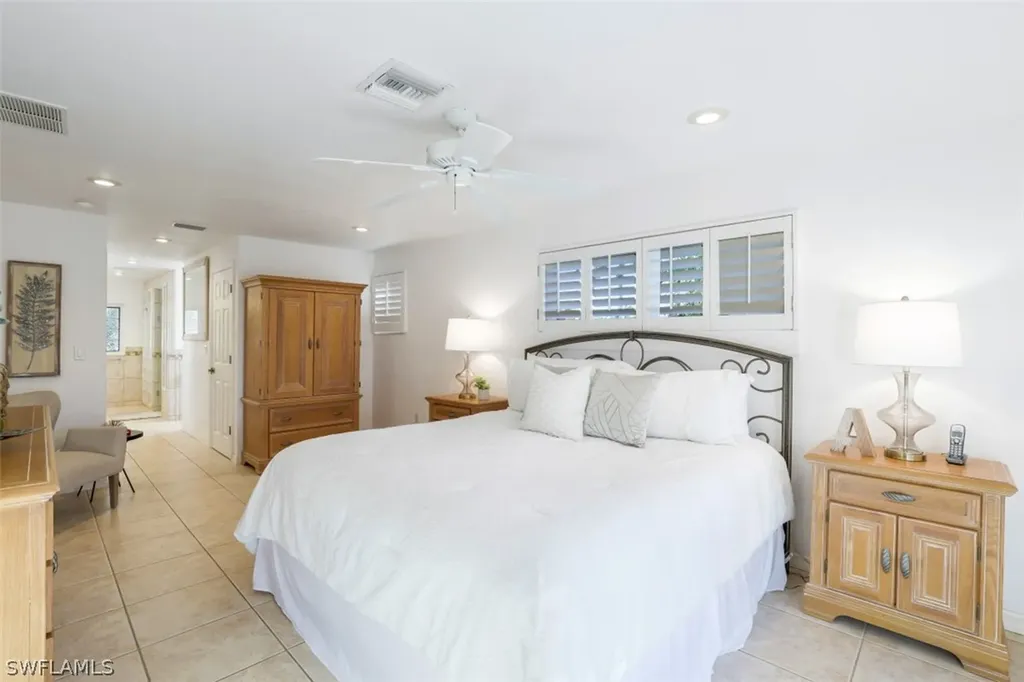 5230 Nautilus Drive Cape Coral FL 33904