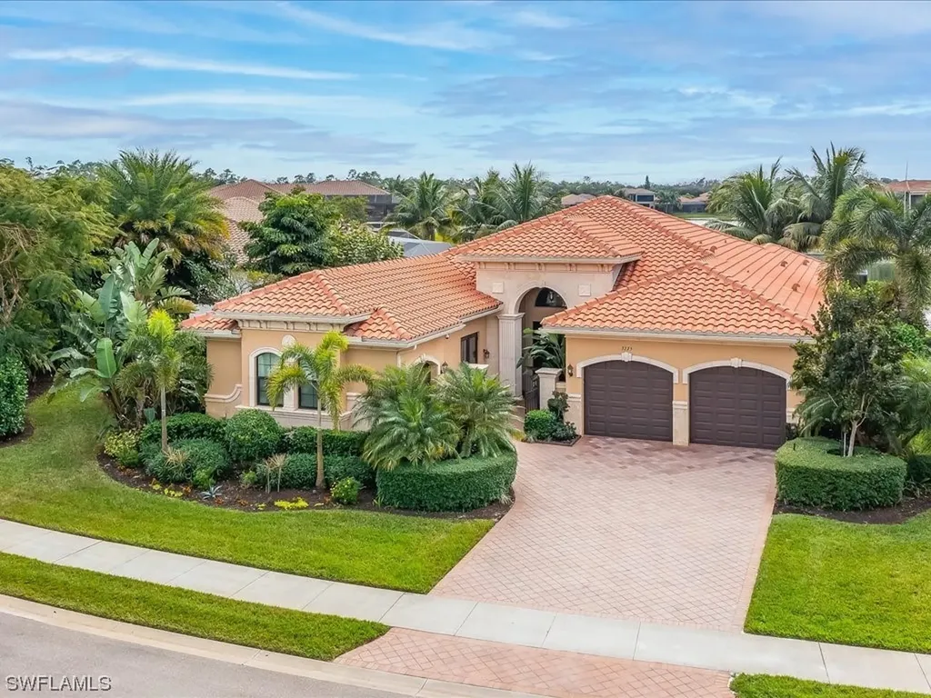3225 Atlantic Circle Naples FL 34119