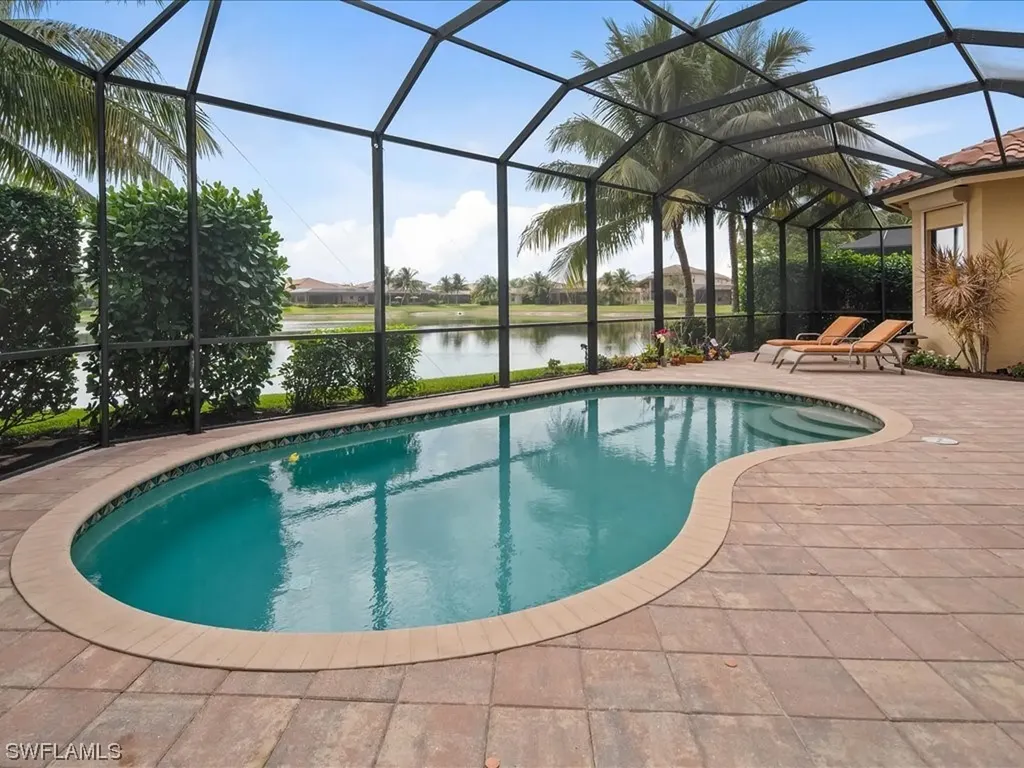 3225 Atlantic Circle Naples FL 34119