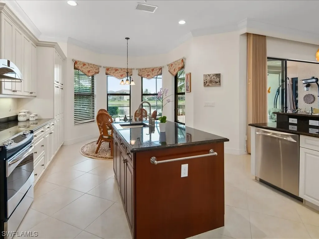 3225 Atlantic Circle Naples FL 34119