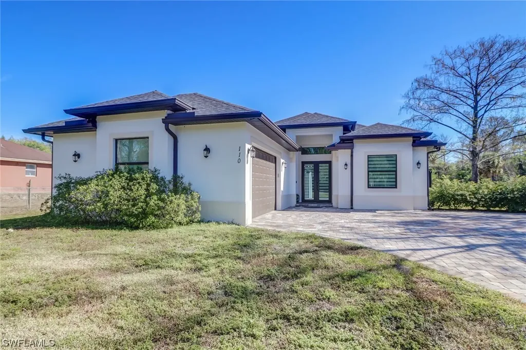 110 6th Street NE Naples FL 34120