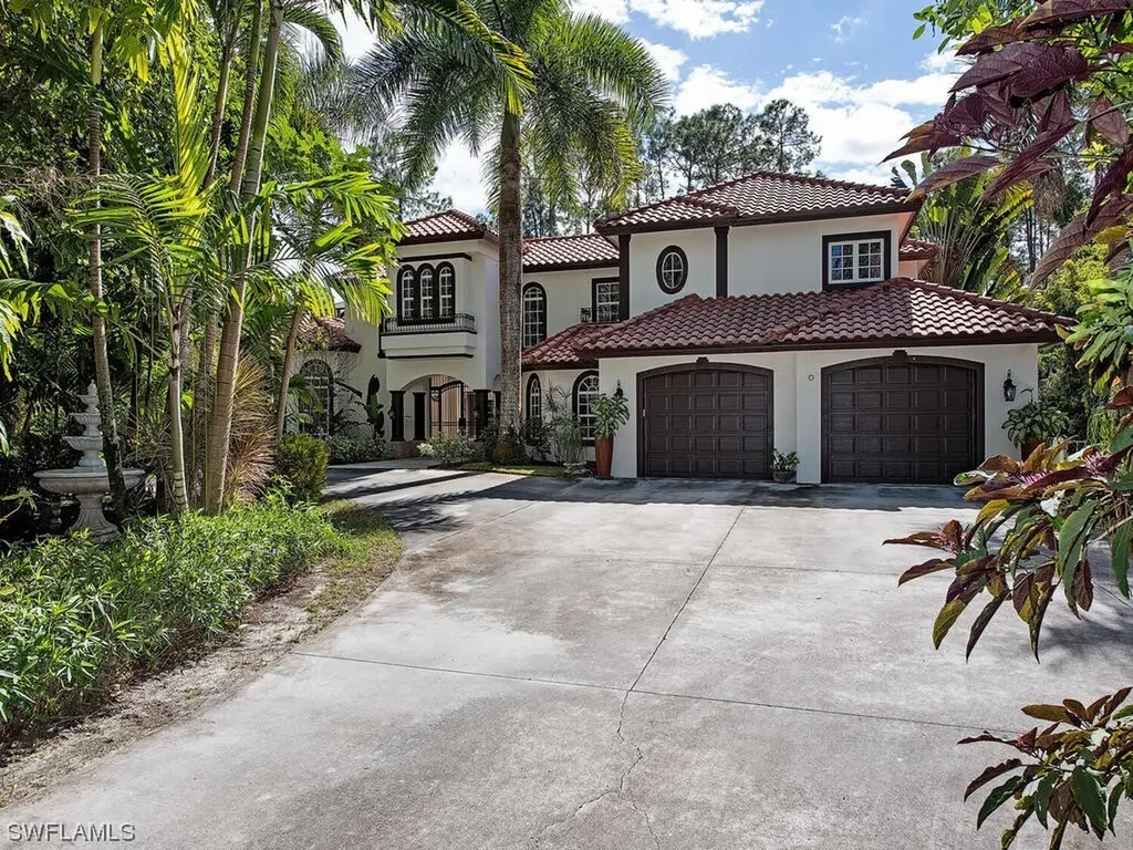 4930 Mahogany Ridge Drive Naples FL 34119