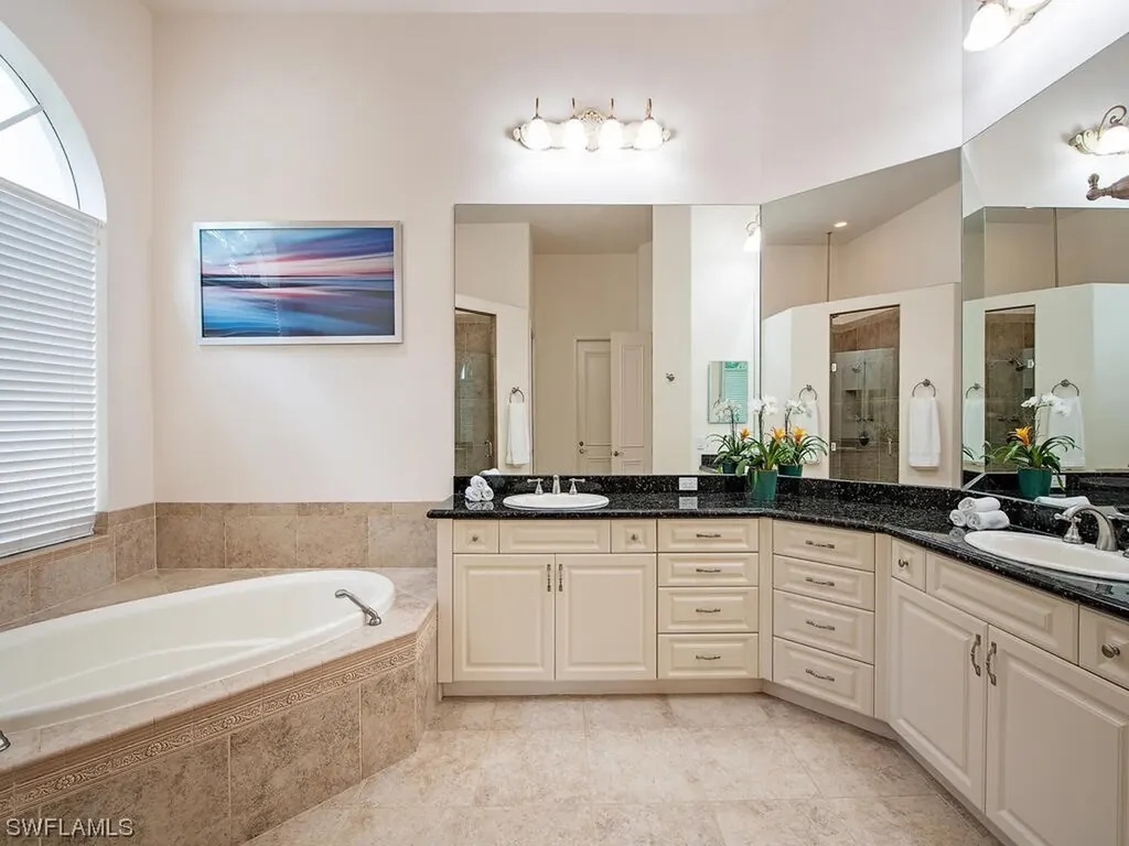4930 Mahogany Ridge Drive Naples FL 34119