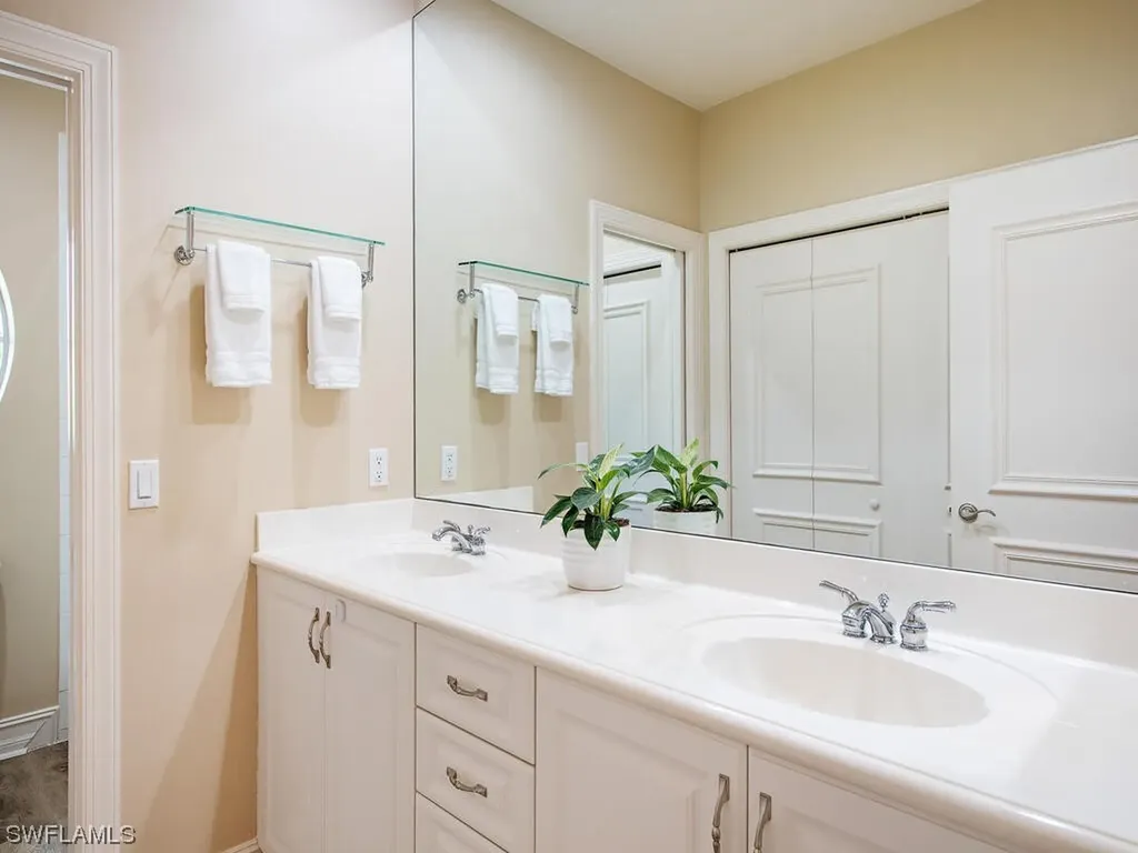 4930 Mahogany Ridge Drive Naples FL 34119