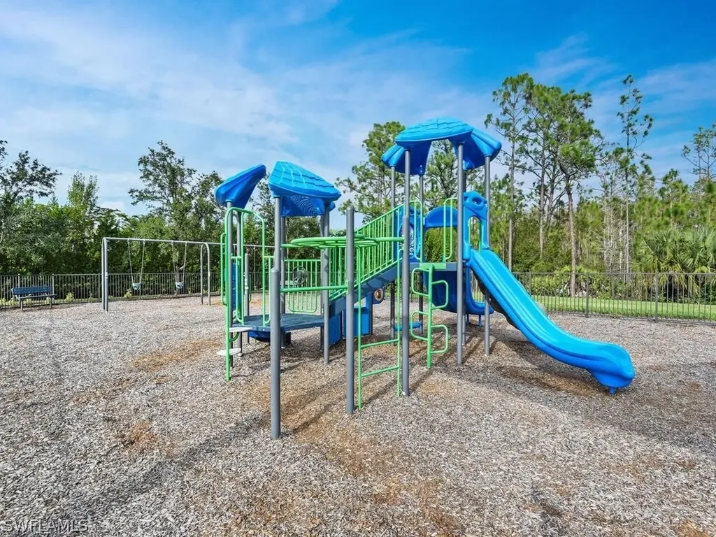 10948 Clarendon Street Fort Myers FL 33913