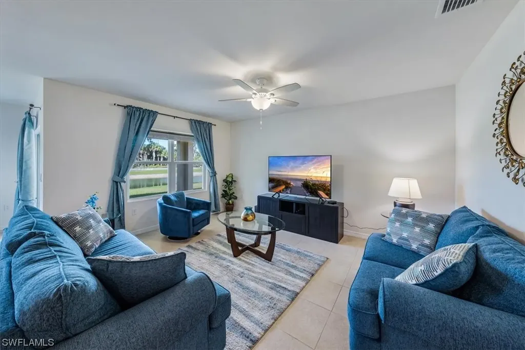 733 Hadley Street W Naples FL 34104