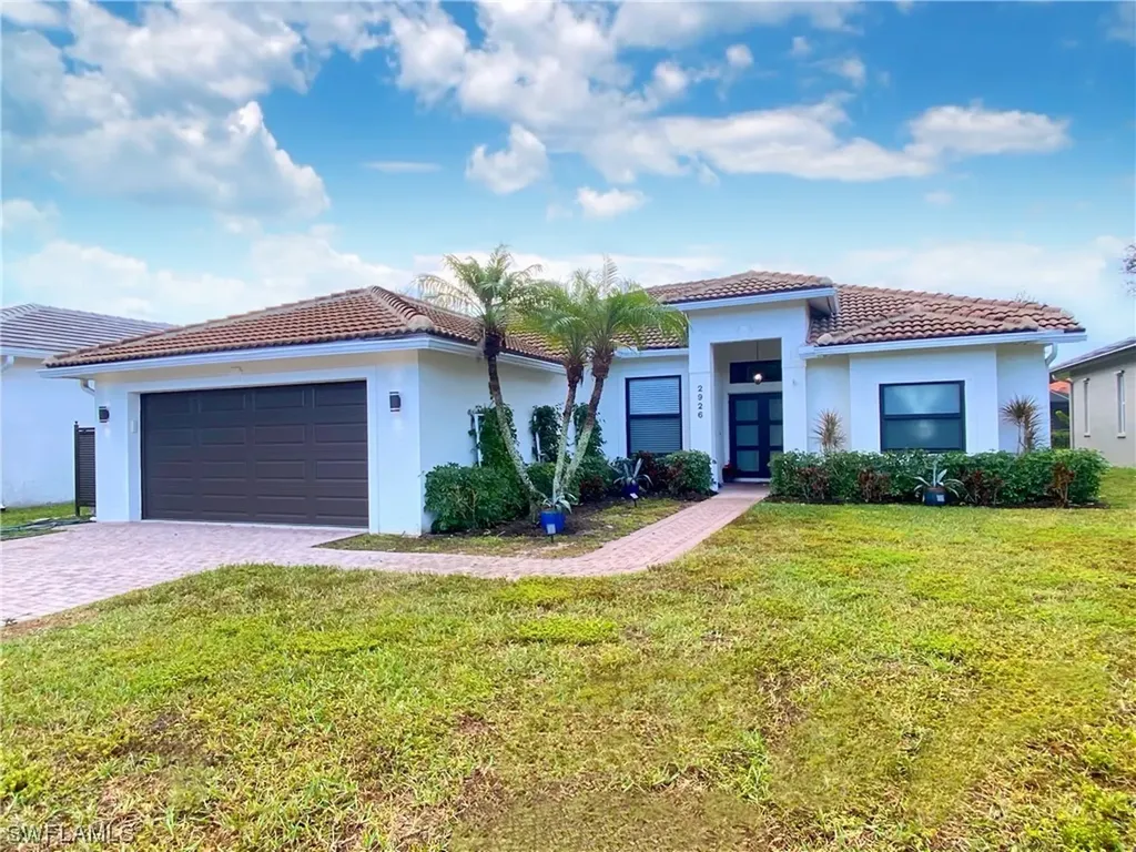 2926 Inlet Cove Lane E Naples FL 34120