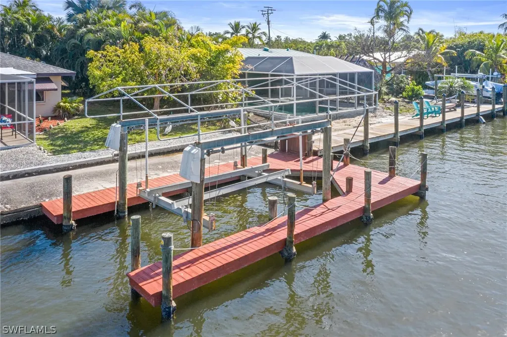 2417 Sanibel Boulevard St. James City FL 33956