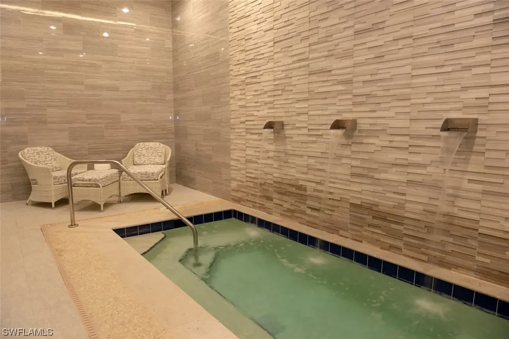 5934 Hammock Isle Circle Naples FL 34119
