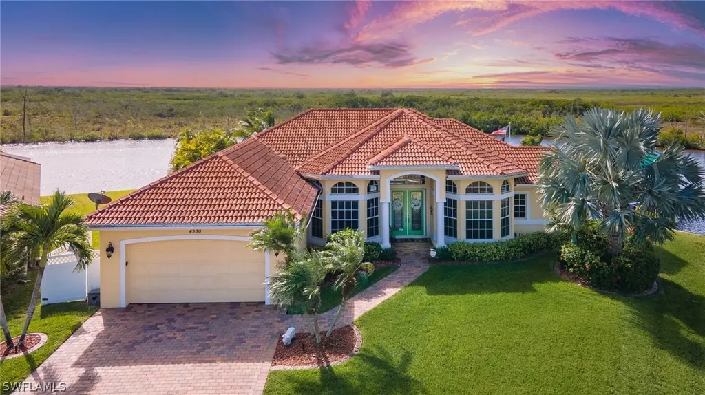 4330 Gulfstream Parkway Cape Coral FL 33993