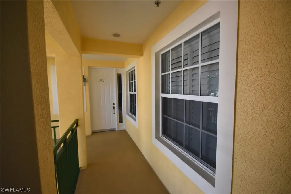1540 Blue Point Avenue Naples FL 34102