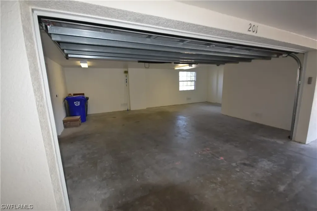 1540 Blue Point Avenue Naples FL 34102