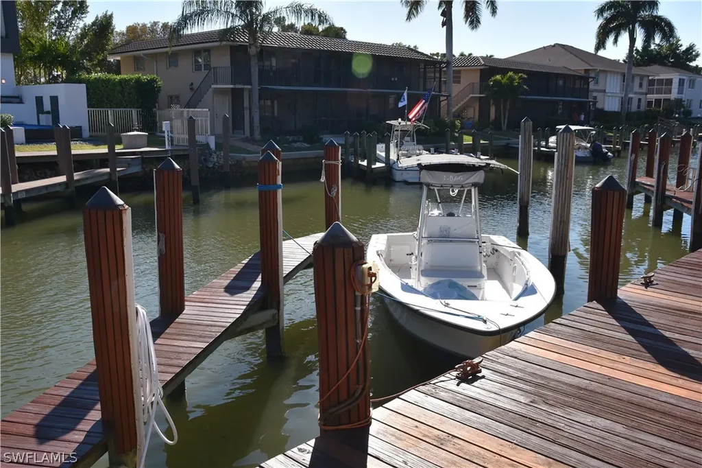 1540 Blue Point Avenue Naples FL 34102