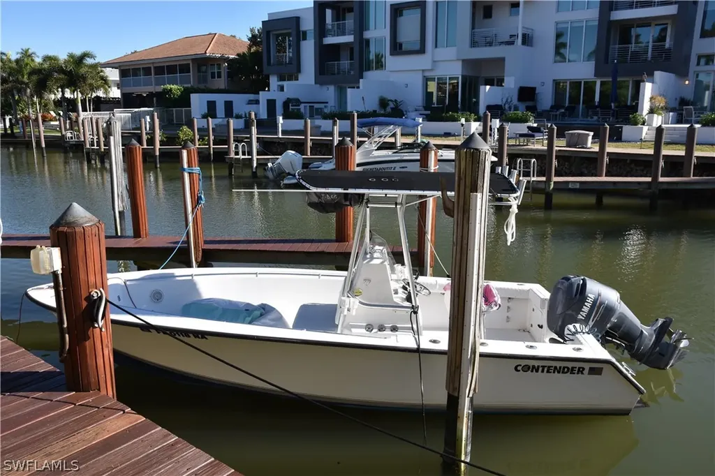 1540 Blue Point Avenue Naples FL 34102