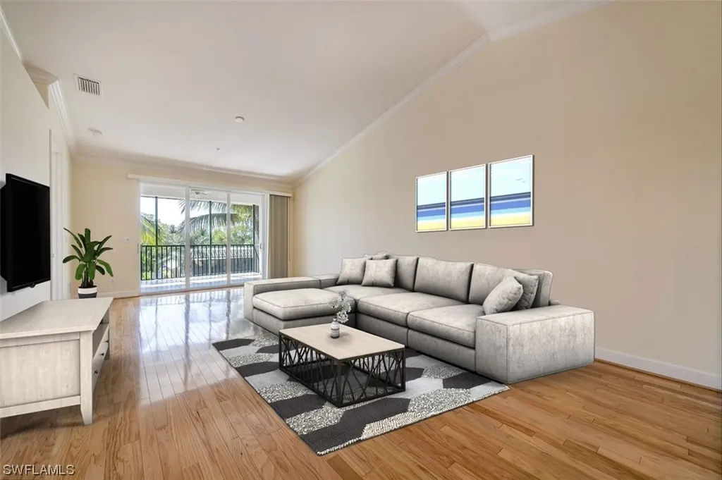1540 Blue Point Avenue Naples FL 34102