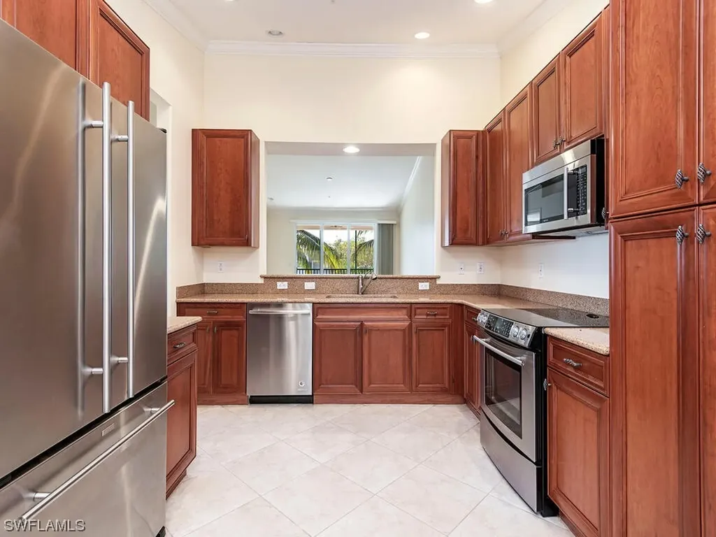 1540 Blue Point Avenue Naples FL 34102