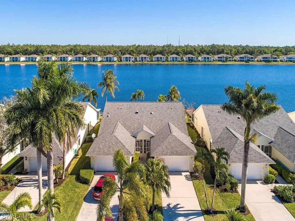 Naples FL, 2908 W Crown Pointe Boulevard, Unit 13-2