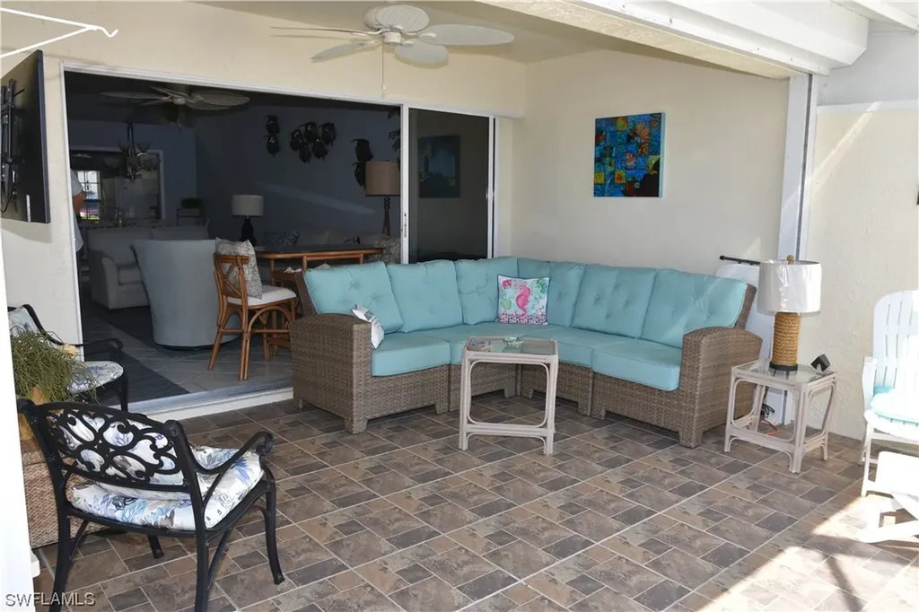2908 W Crown Pointe Boulevard Naples FL 34112