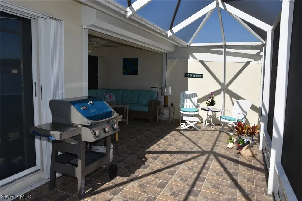 2908 W Crown Pointe Boulevard Naples FL 34112