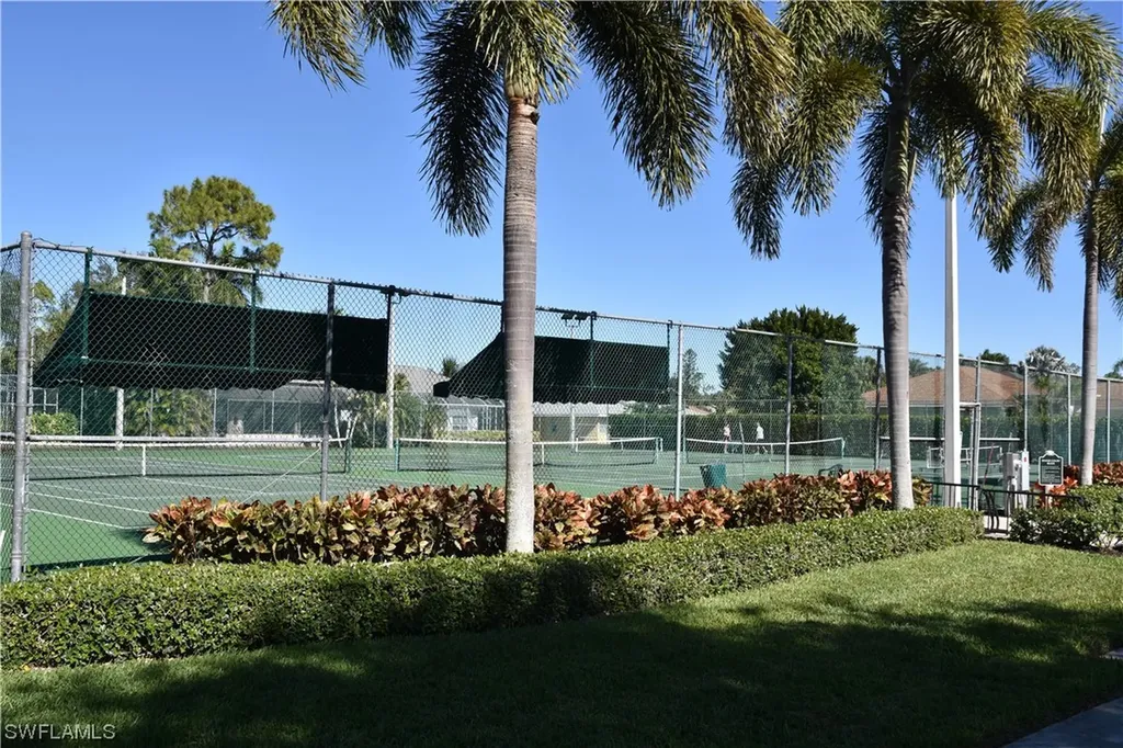 2908 W Crown Pointe Boulevard Naples FL 34112