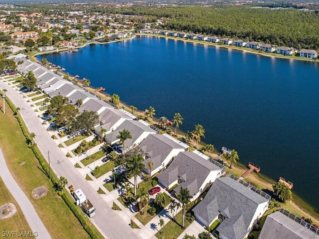2908 W Crown Pointe Boulevard Naples FL 34112