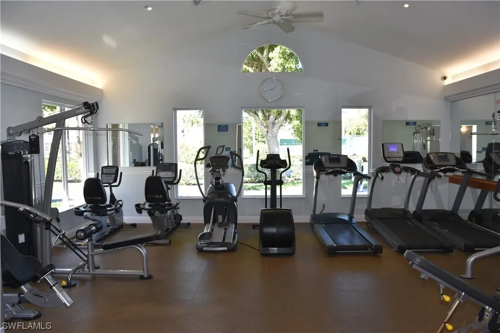 2908 W Crown Pointe Boulevard Naples FL 34112