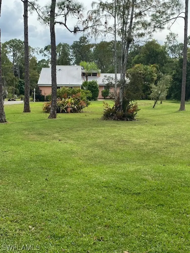 6560 Bottlebrush Lane Naples FL 34109