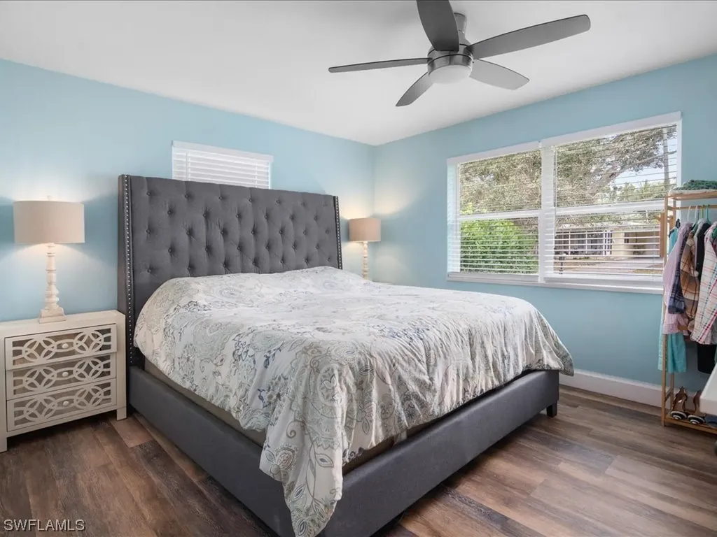 1140 9th Avenue N Naples FL 34102