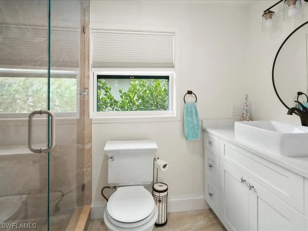 1140 9th Avenue N Naples FL 34102