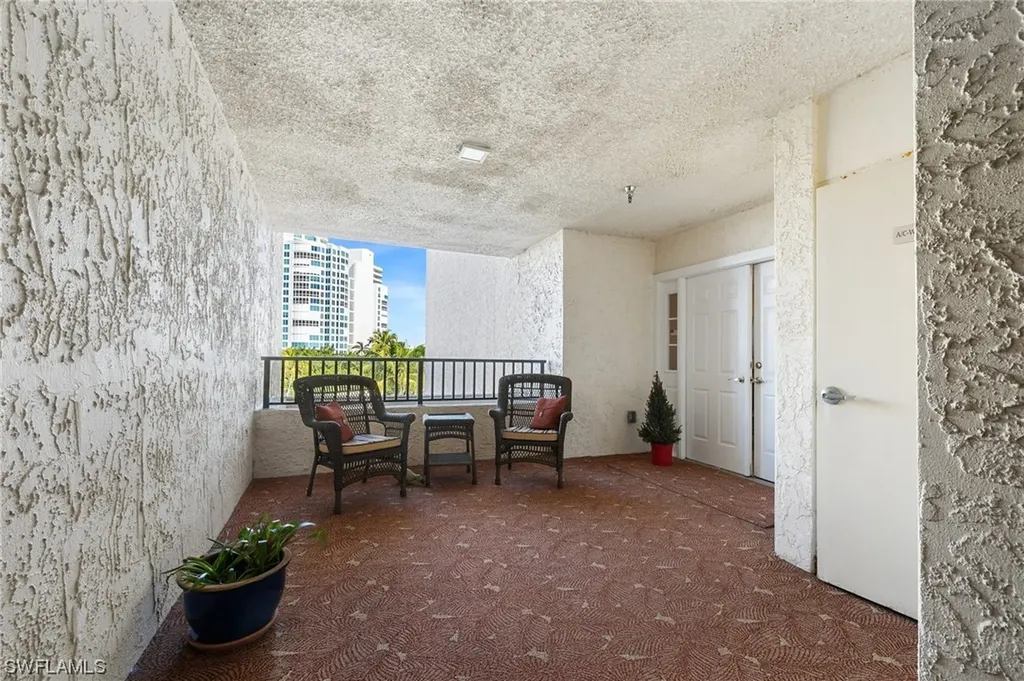4031 Gulf Shore Boulevard N Naples FL 34103